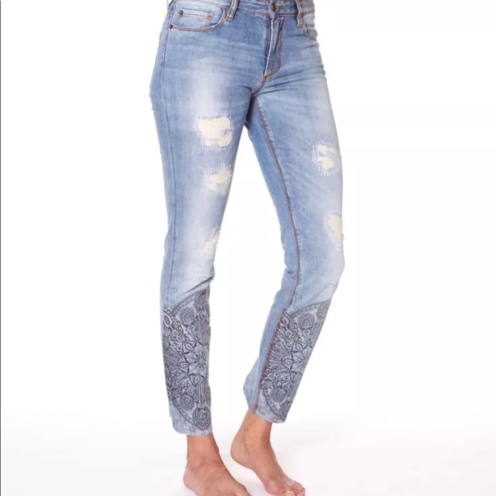 Sundance Catalog odd molly $218 tattoo jeans boho gypsy distressed cottagecore